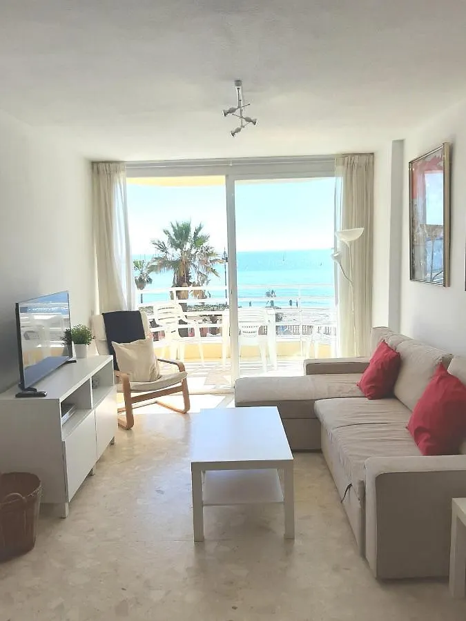 Appartement Front Beach And Swimmingpool In Benalmadena Costa